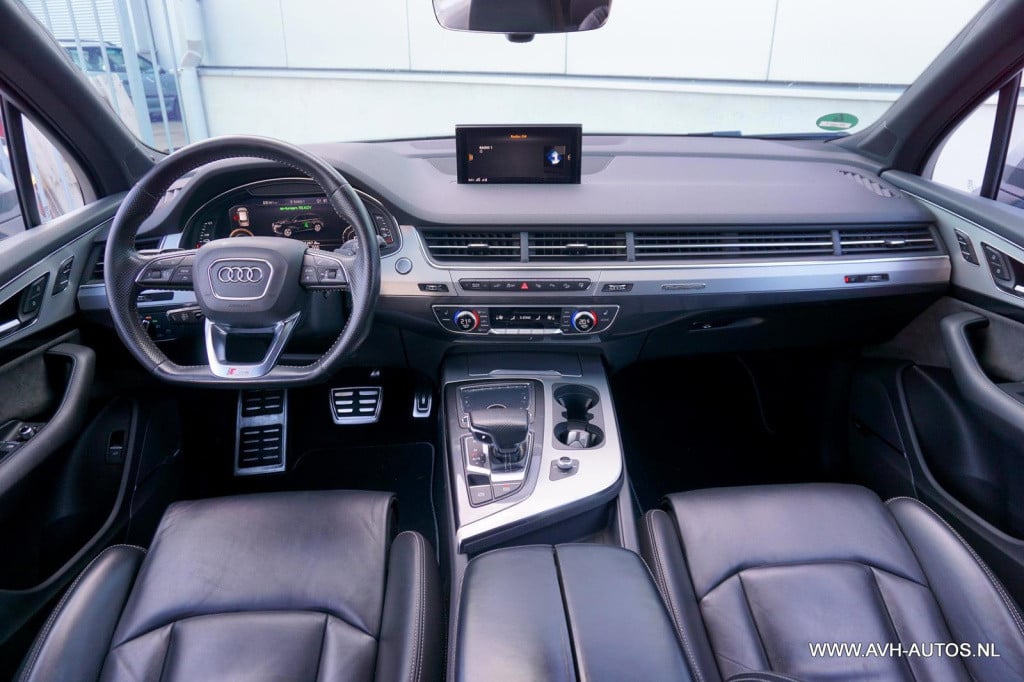 Audi Q7 3.0 tdi e-tron quattro sport