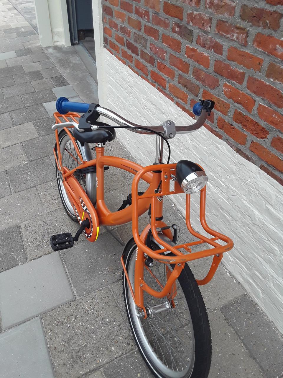 Te koop alpina cube jongens fietsje