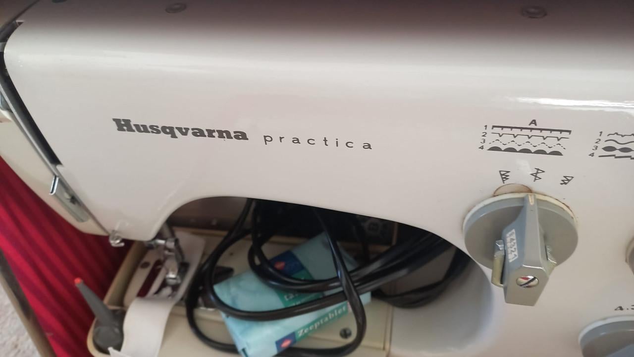 Naaimachine in koffer