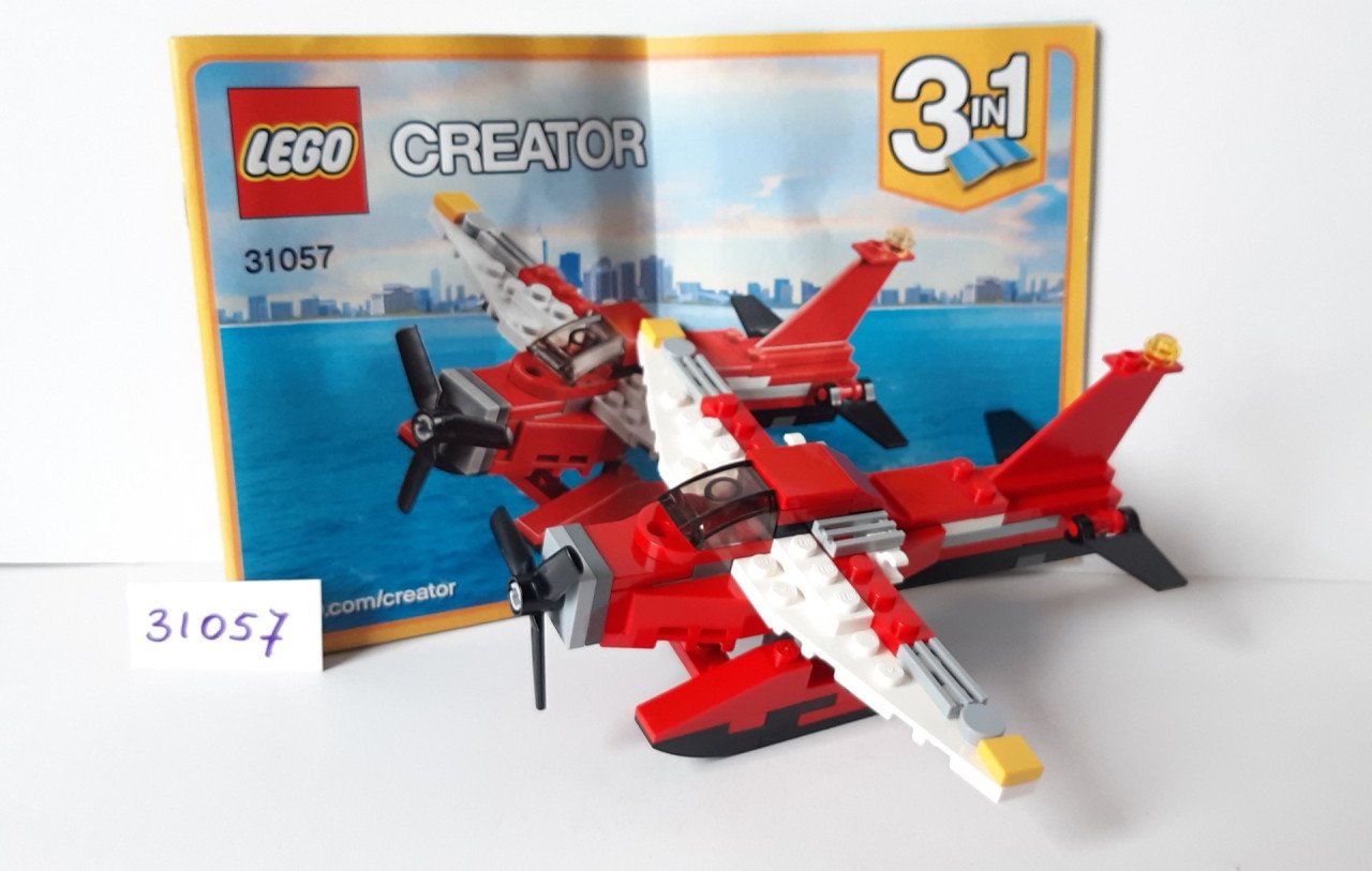 LEGO Creator 31057: Helikopter, watervliegtuig of een catamaran.