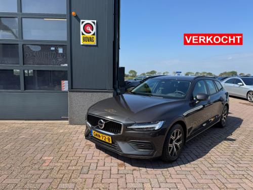 Volvo V60 2.0 b4 essential edition
