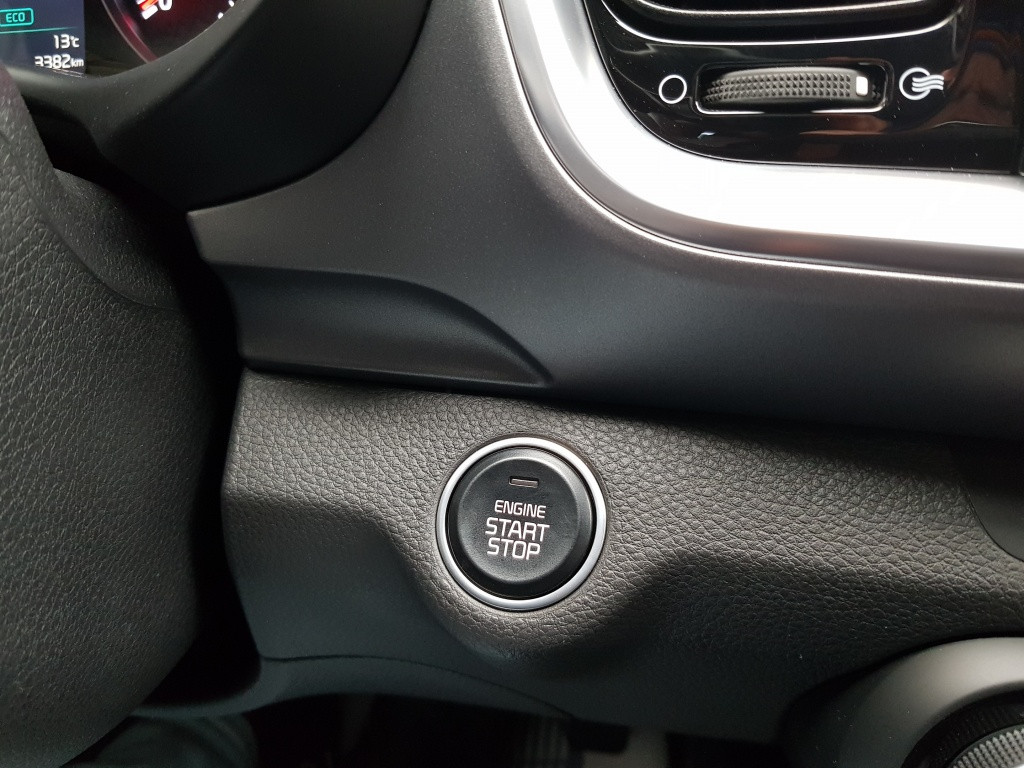 Kia Stonic mhev dynamicplusline 100pk