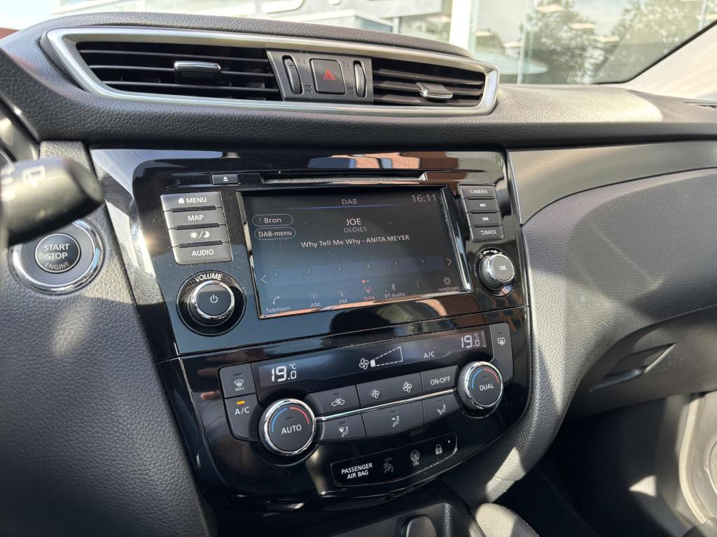 Nissan Qashqai 1.3 dig-t n-connecta design pack incl. trekhaak!