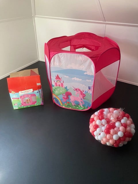 SPEELTENT/ BALLENBAK