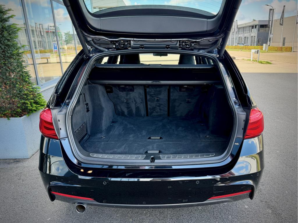 BMW 3-serie touring 318i corporate lease executive