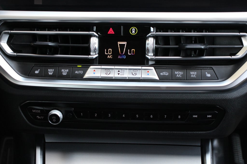 BMW 3-serie touring 320i high executive m pakket | pano | laser | leder