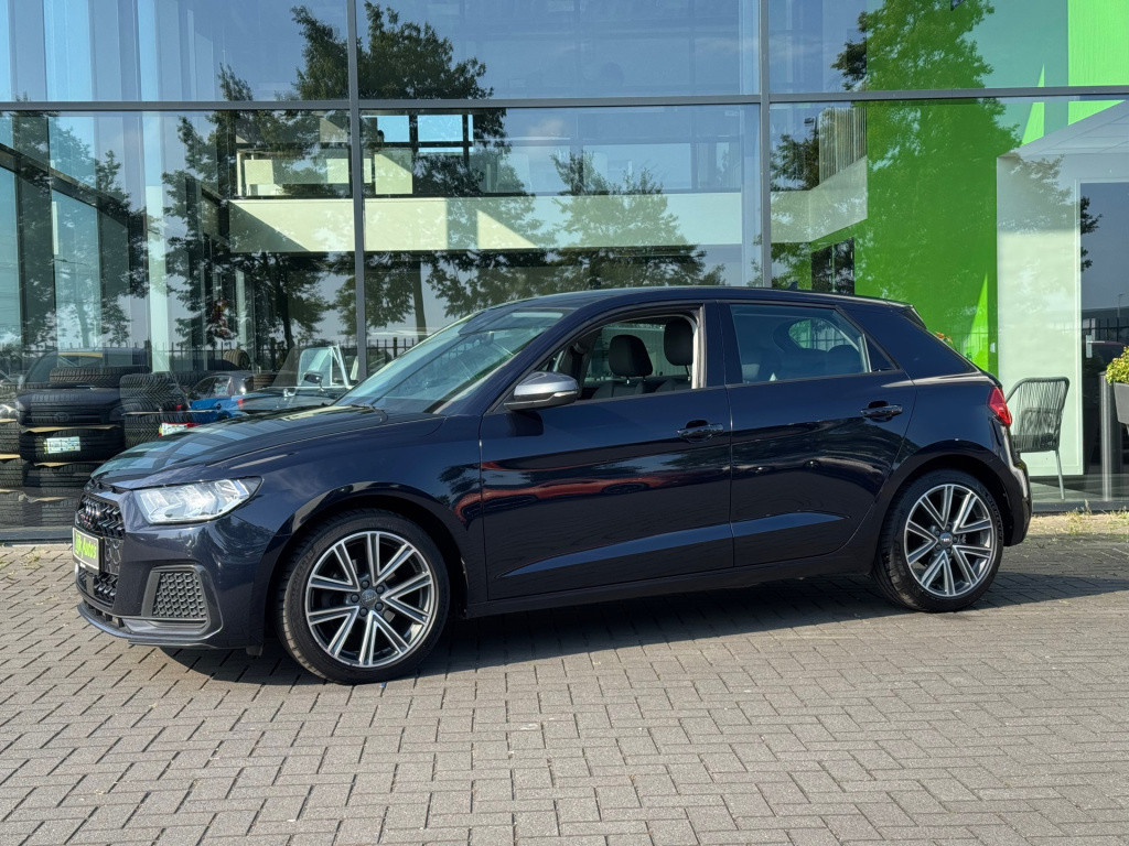 Audi A1 Sportback 35 tfsi advanced * stoelverwarming * navigatie * cruise c