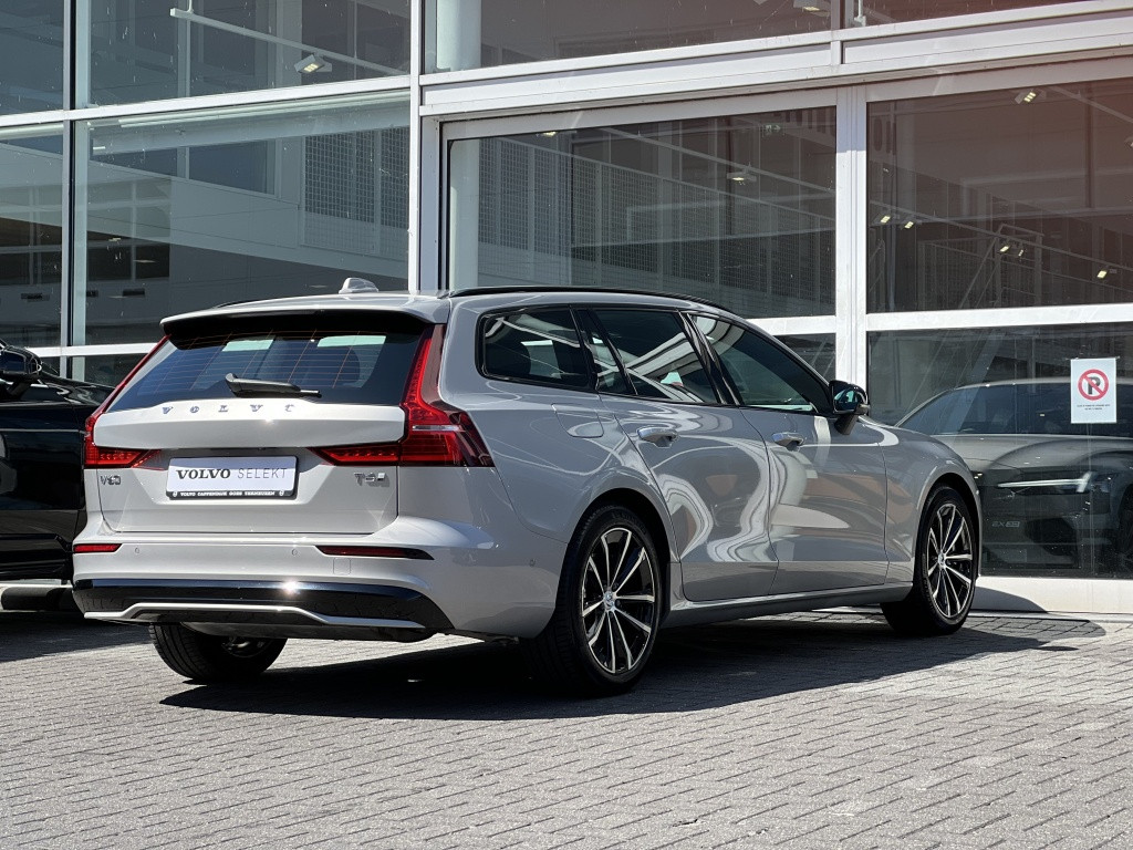 Volvo V60 t6 398pk recharge plus dark| adap.cruise| 360camera| trekaak
