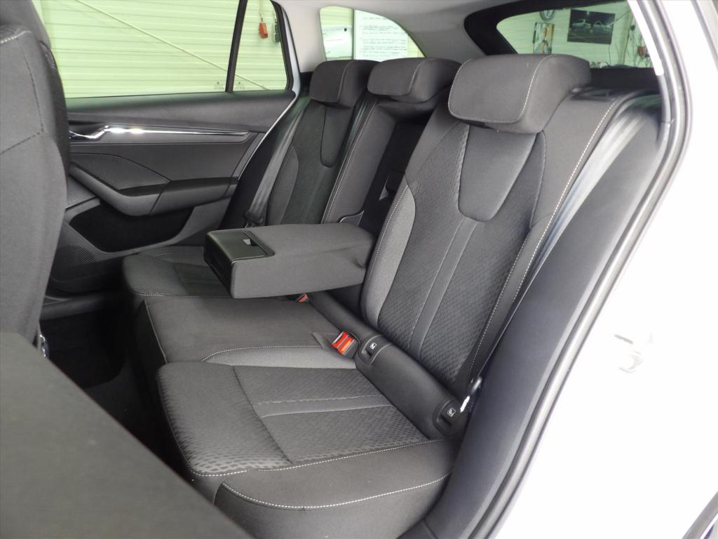 Skoda Octavia 1.4 tsi iv 204pk phev dsg business edition