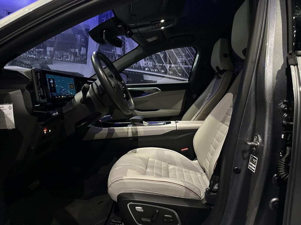 Renault Espace e-tech full hybrid 200 iconic 7p. *trekhaak*leder*panoramada