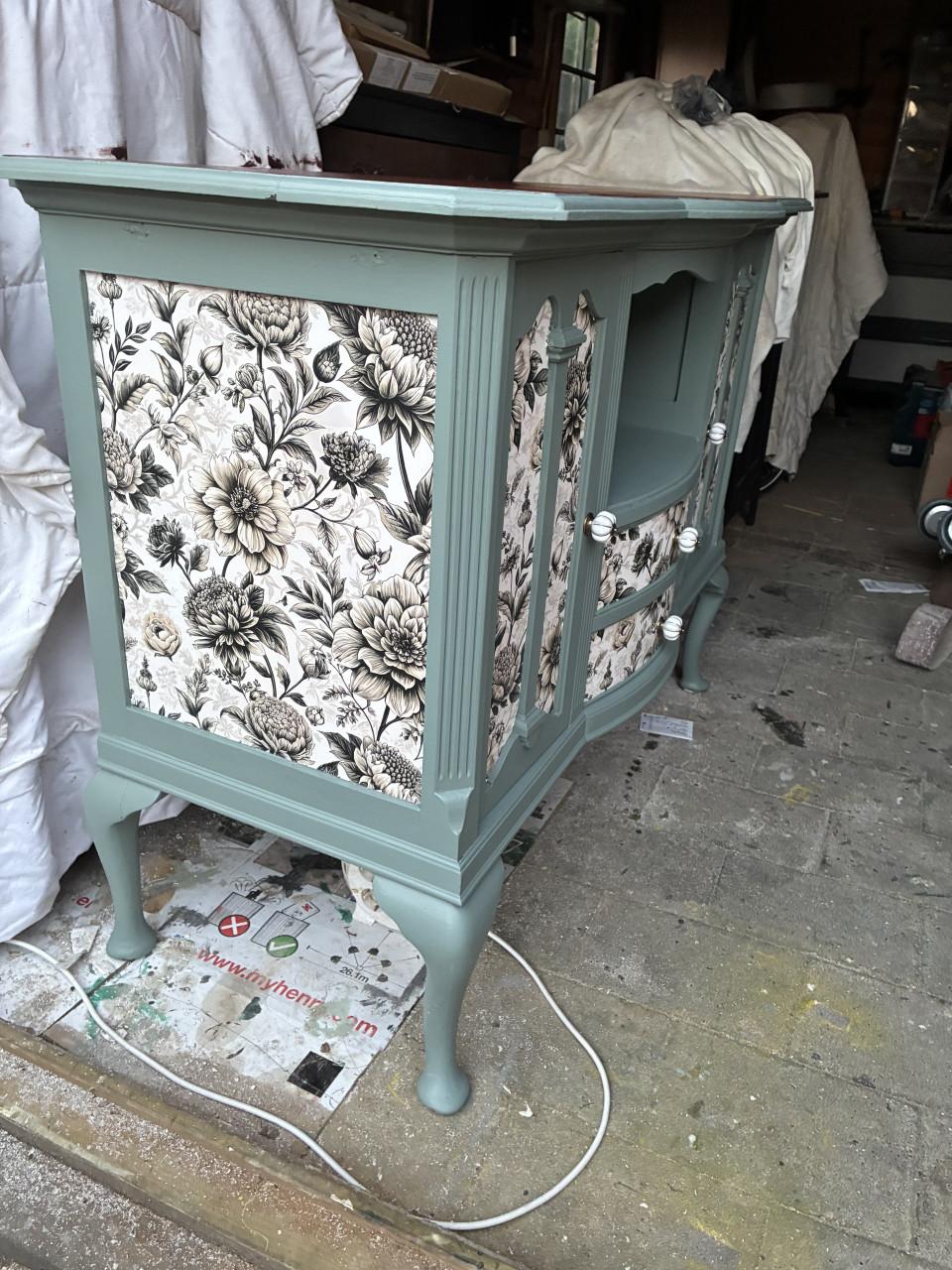 Mooi vintage dressoir