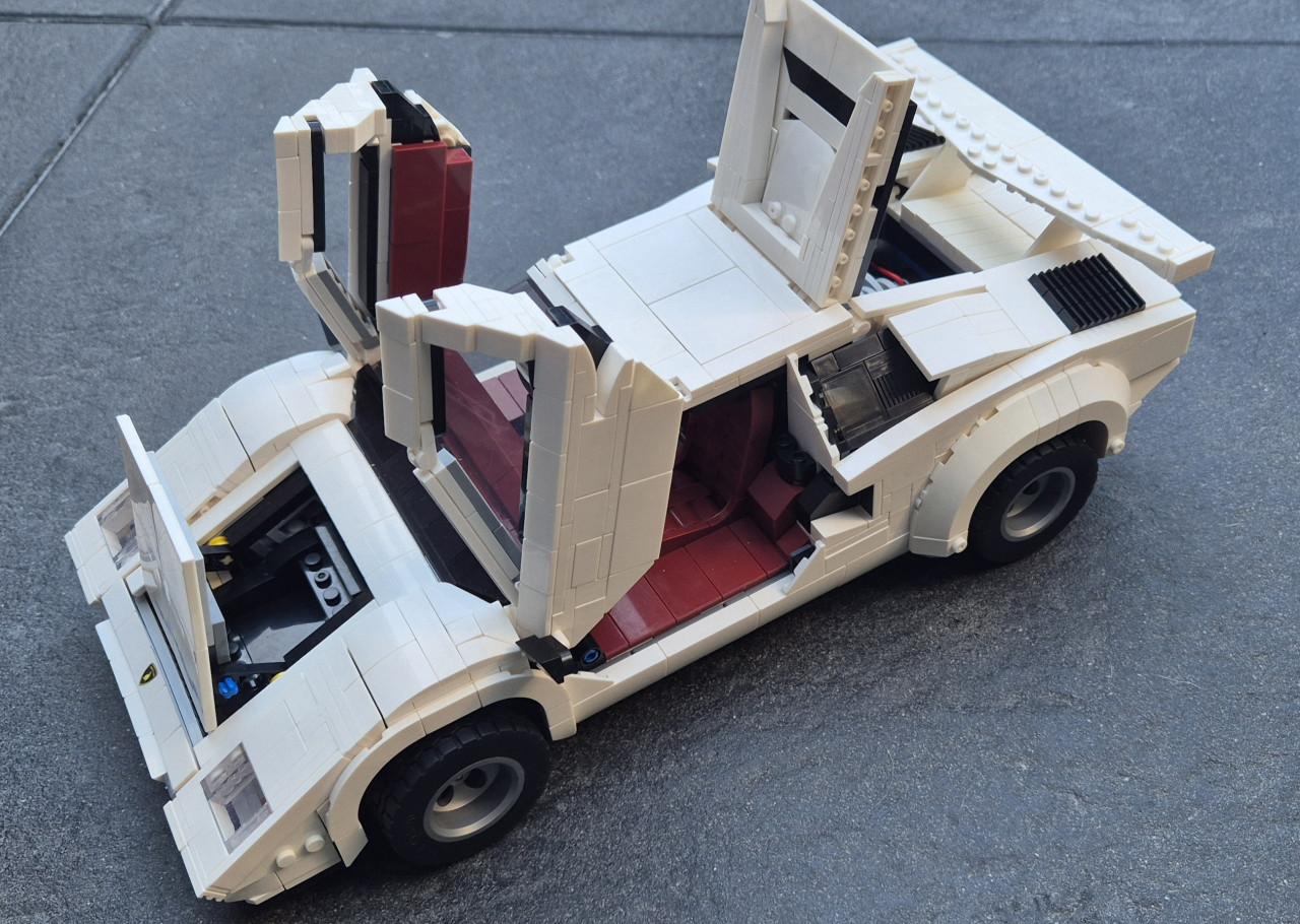 Lamborghini counlach china lego
