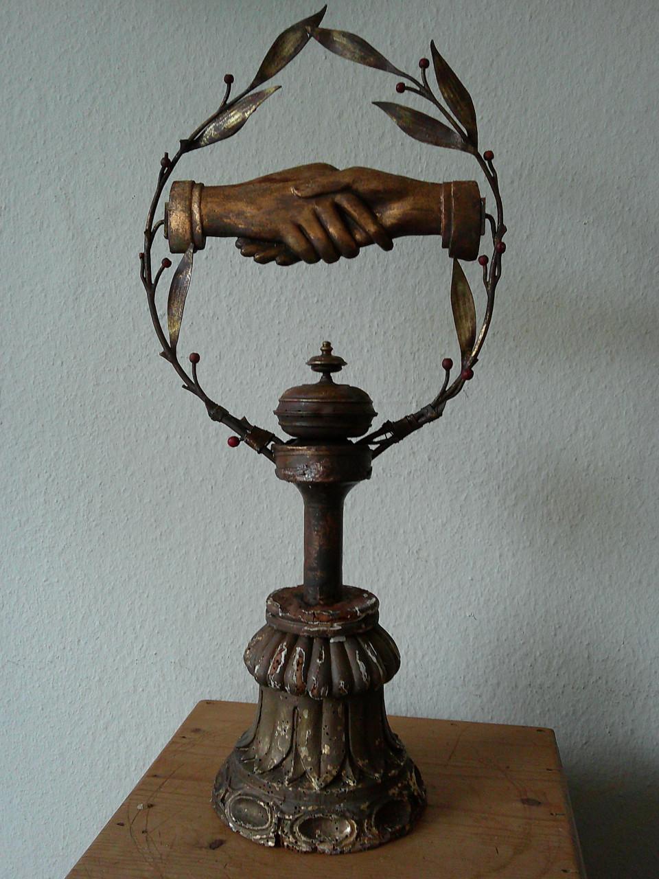 VERGULDE SYMBOLIEK VOOR EEUWIGE VERBONDENHEID ,LAAT 18DE EEUW