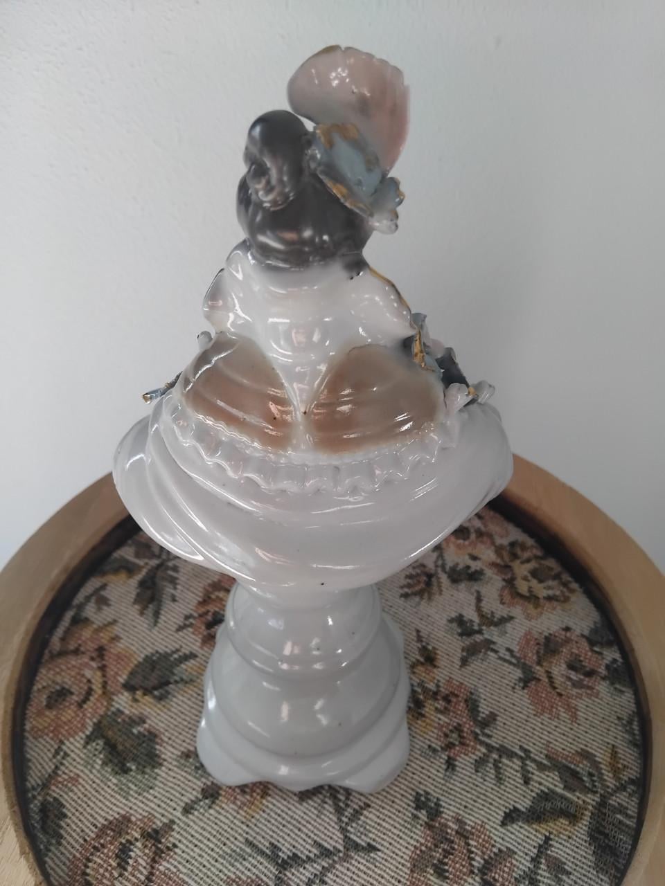 Vintage Beeldje Vrouw Victoriaans