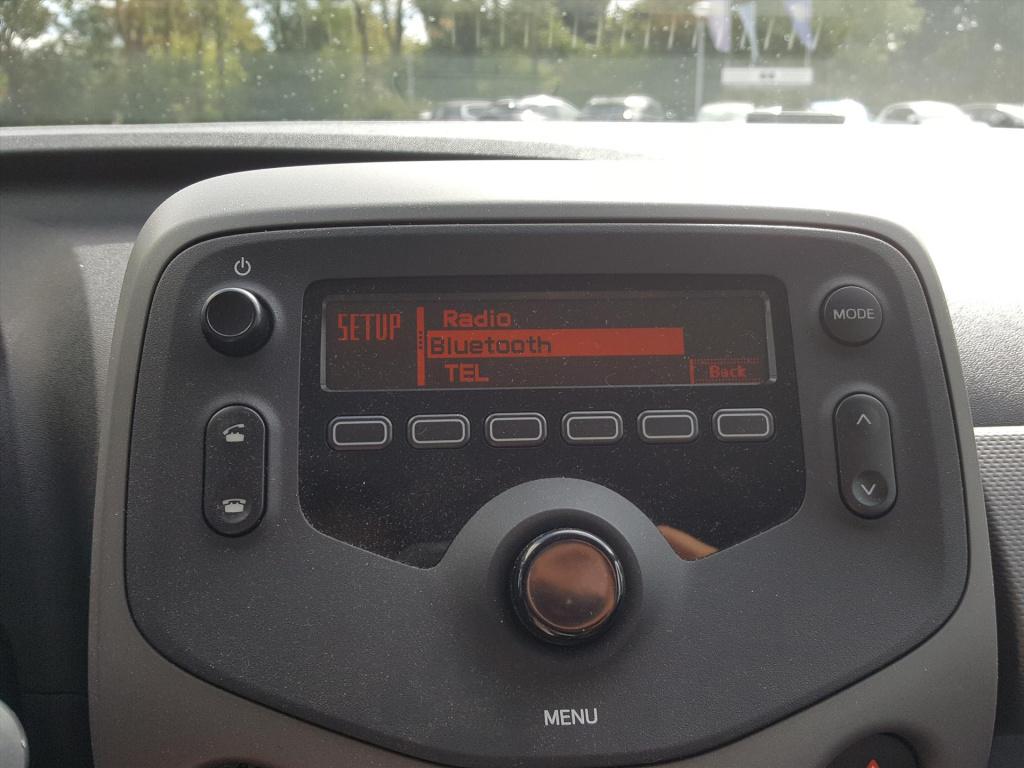 Peugeot 108 1.0 e-vti 72pk 5d active | airco | radio | bluetooth | bellen &