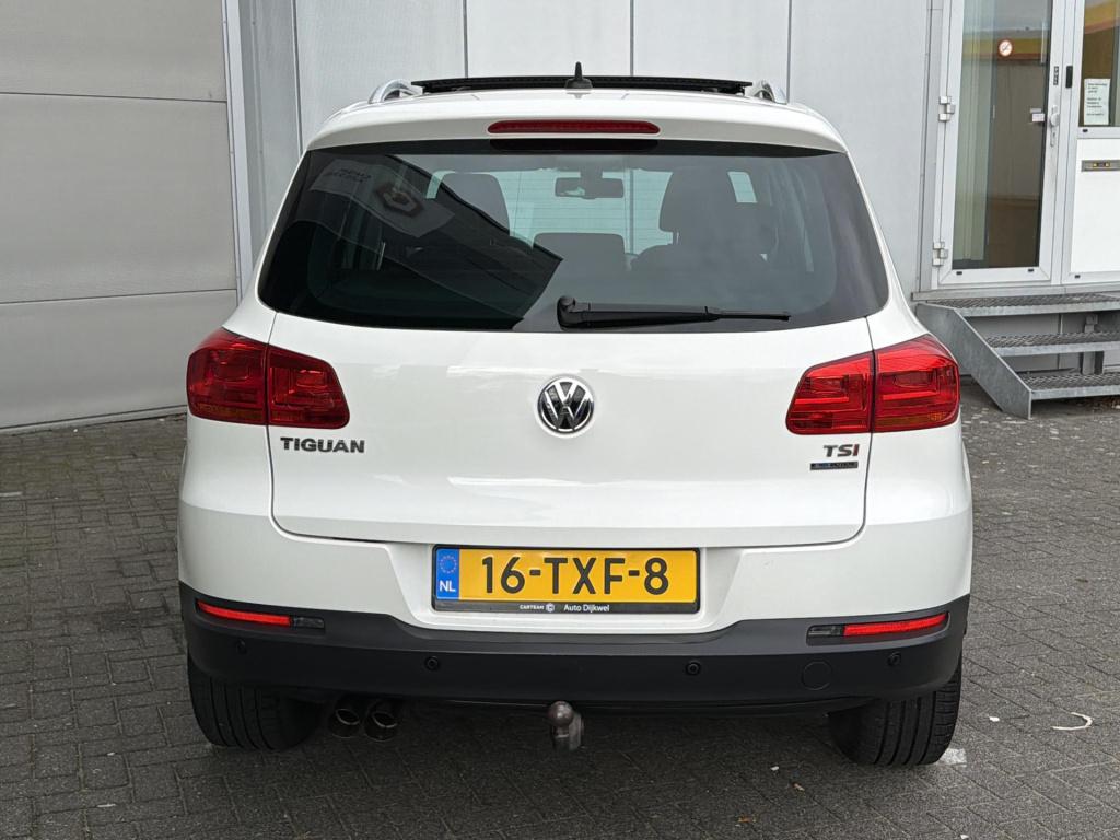 Volkswagen Tiguan 1.4 tsi sport&style | panodak | trekhaak | navi