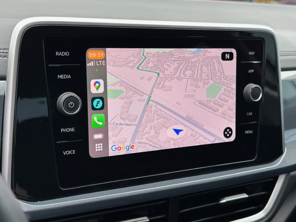 Volkswagen T-roc 1.5 tsi 150pk dsg style carplay | camera | keyless | elek.