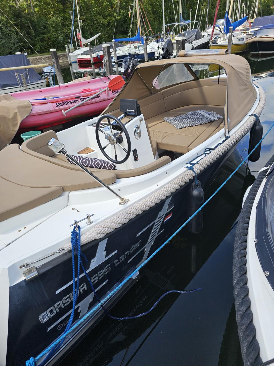 Sloep Corsiva Tender 595 uit 2020
