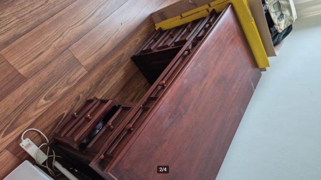 Antiek houten bureau