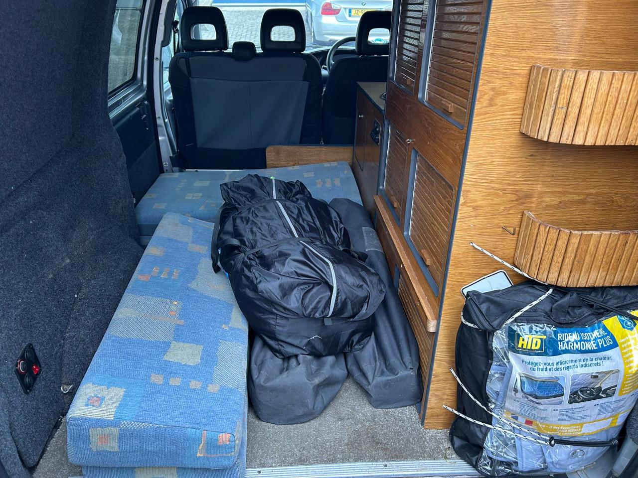 Citroen Jumpy Rechts Gestuurd Compleet met Tent en Keuken en Matras