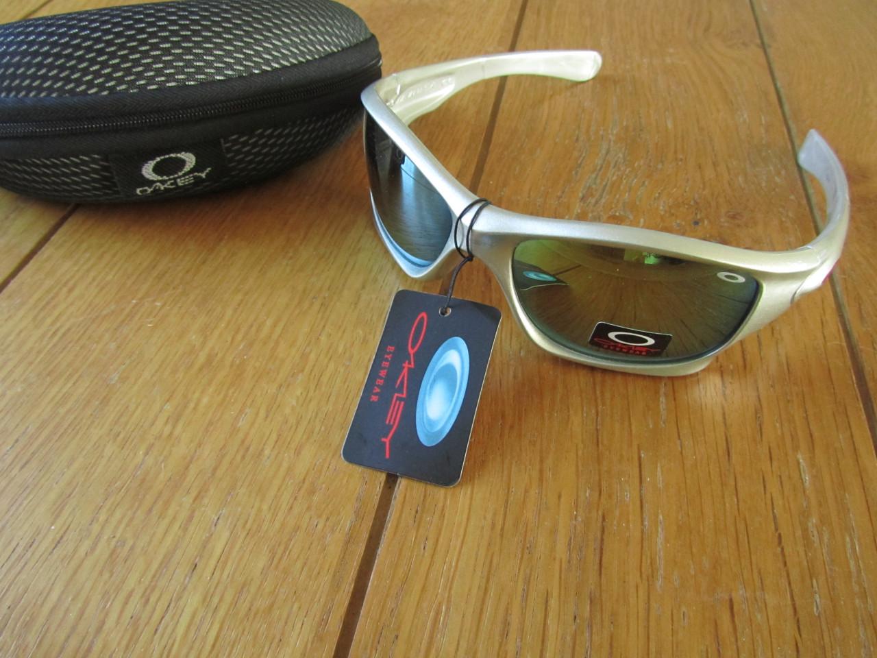 O"key sneeuw/zonnebril in koker