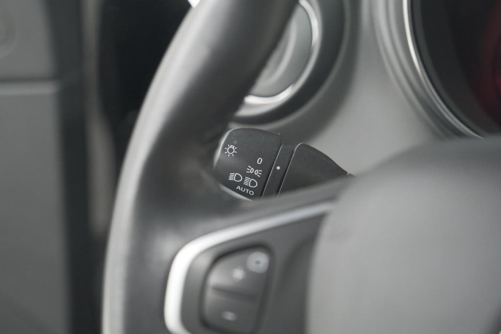 Renault Captur tce 90 intens | camera | dodehoekdetectie | navigatie | park