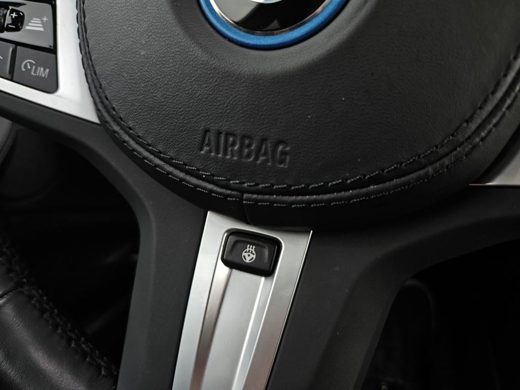 BMW X3 xdrive30e high executive m-sport | pano | acc | head-up | rijklaar i