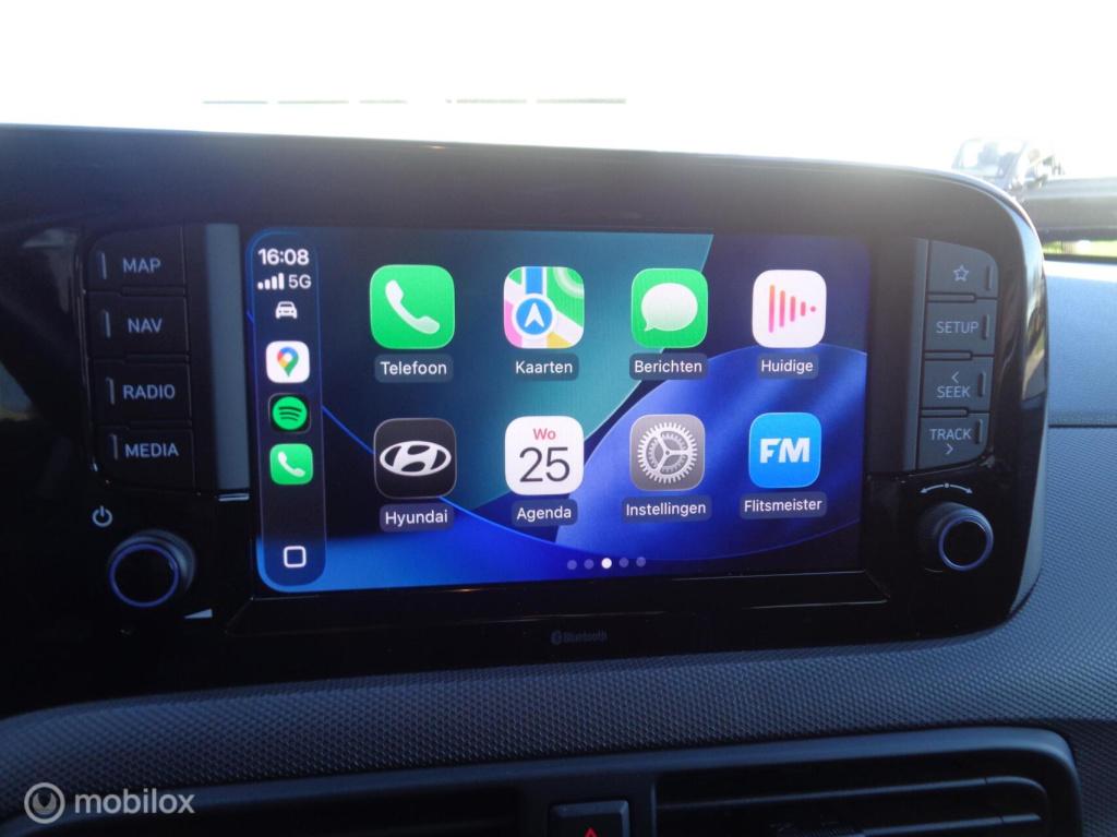 Hyundai I 10 1.0 comfort/two-tone/airco/apple carplay/navigatie/lm velgen/c