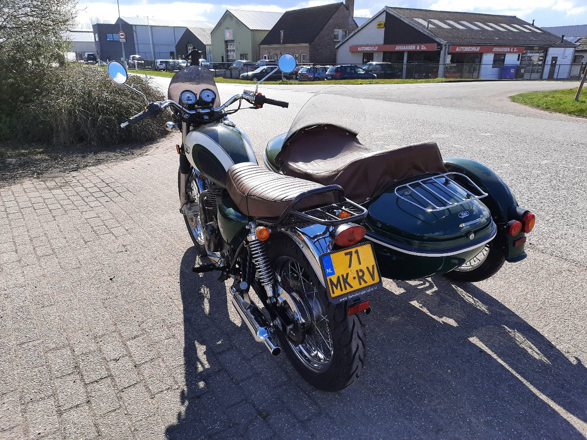 Mash Family side zijspan uit 2019