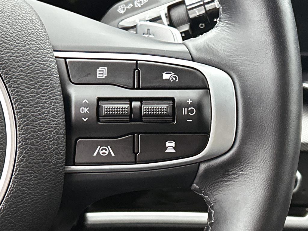 Kia Sportage 1.6 t-gdi plug-in hybrid awd dark edition stoel- stuur verwarm