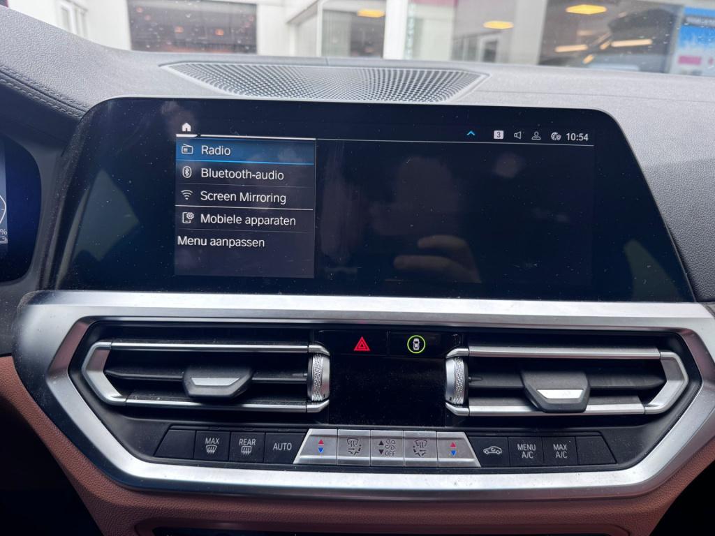 BMW 3-serie touring 330e high executive