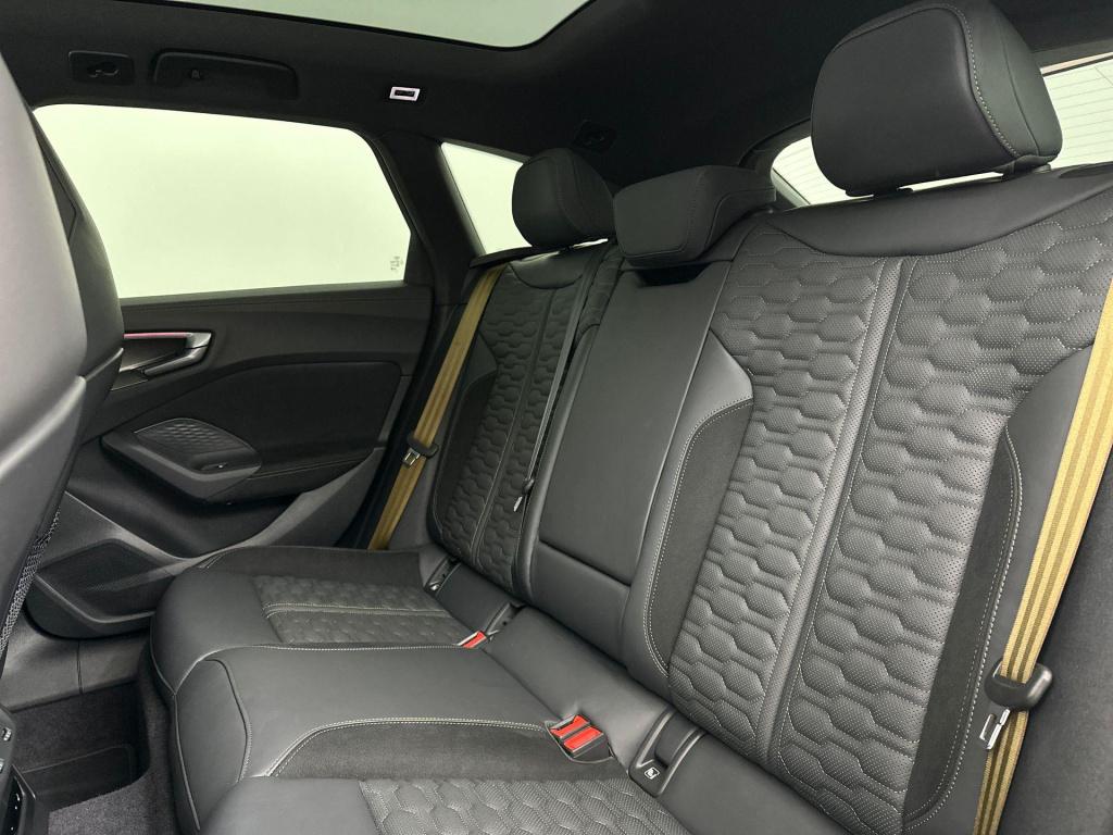 Audi Rs5 avant 2.9 e-hybrid 639pk quattro