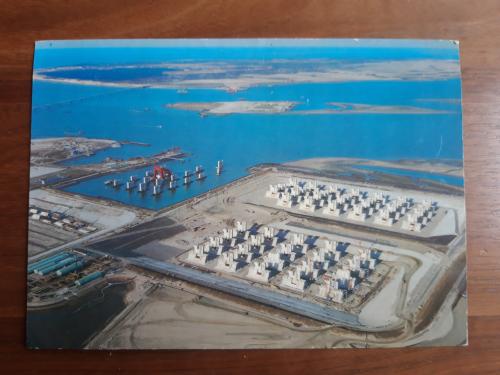 Bouw stormvloedkering Oosterschelde