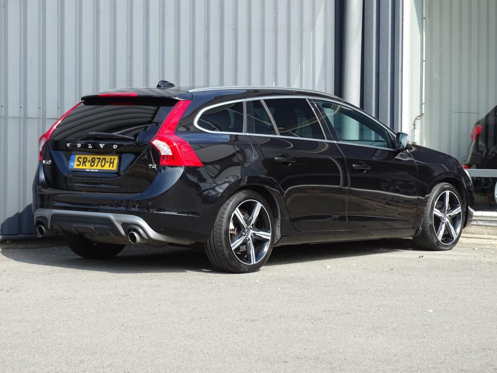 Volvo V60 2.0 t4 business sport r-design | leder | pano | trekhaak