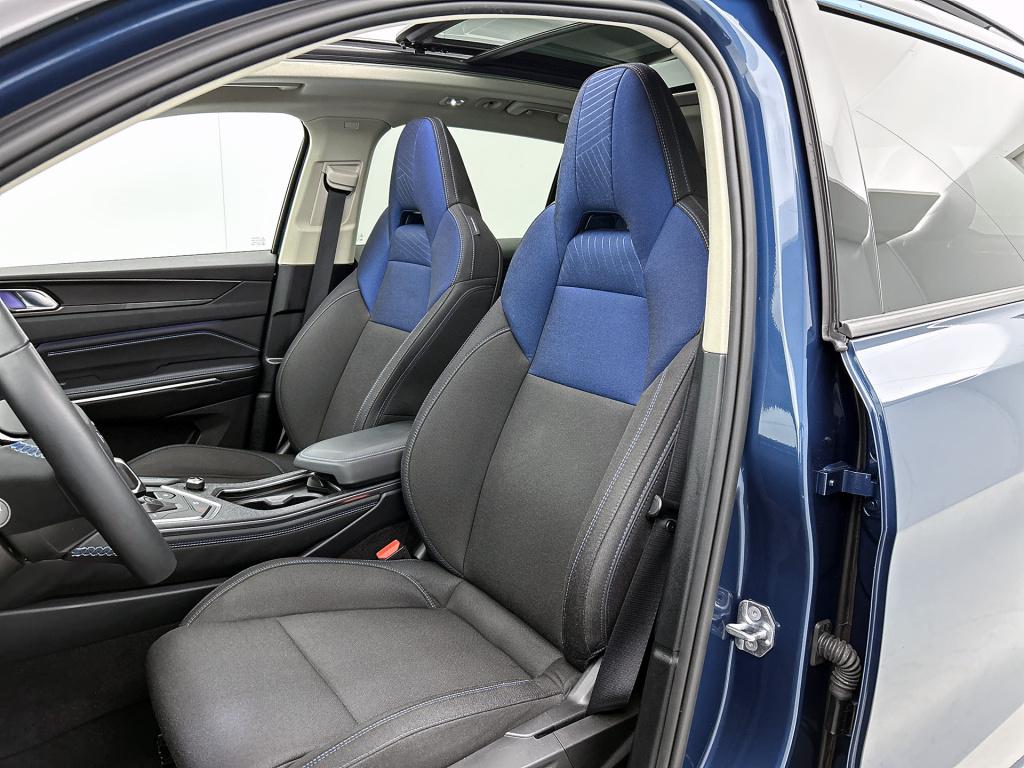 Lynk & Co 01 1.5 panodak | stoelverwarming | stoelgeheugen