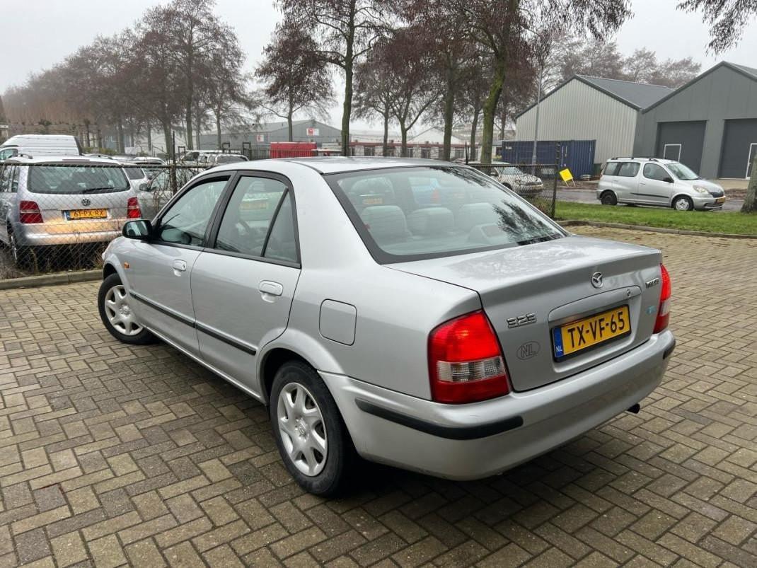 Mazda 323- 1.5 GLX 146.073 KM Airco