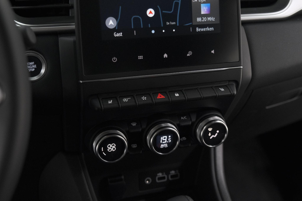 Renault Captur mild hybrid 140 edc techno | pack winter | camera | navigati