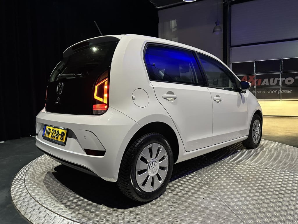 Volkswagen UP! 1.0 bmt move up! *camera*pdc*cruise*