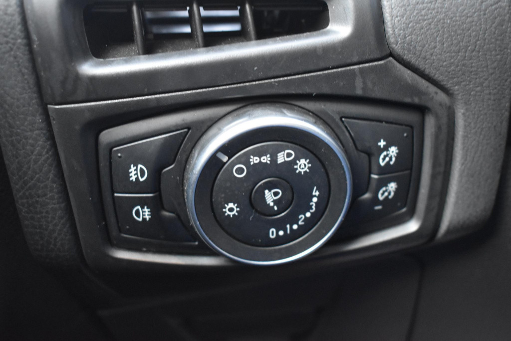 Ford Focus 1.0 titanium edition | climate control | cruise control | parkee