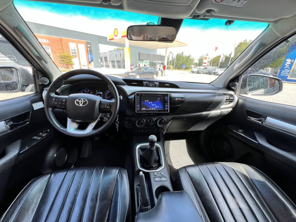 Toyota Hilux 2.4 d-4d-f xtra cab professional | cruise control | dab | came