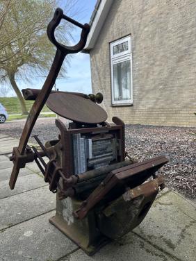 Stalen antieke drukpers