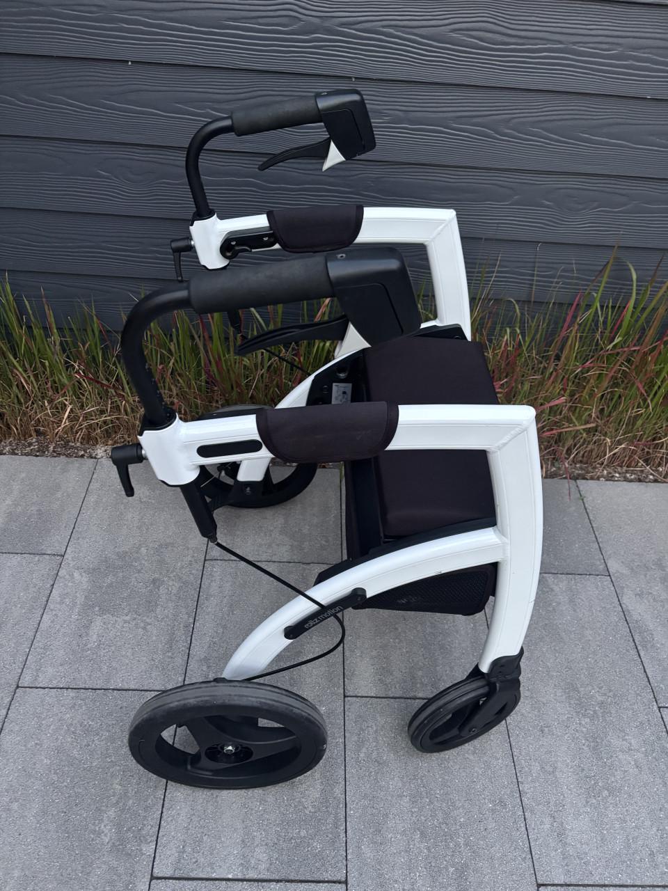 Rolstoel/rollator merk rollz