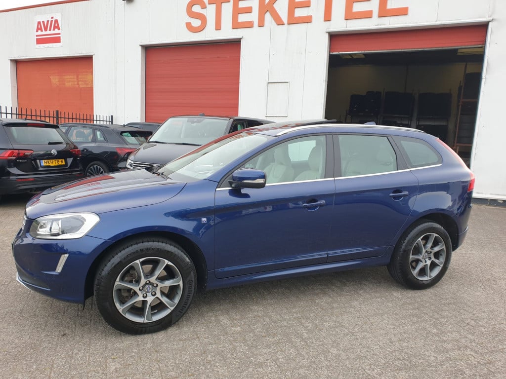 Volvo XC60 2.0 t5 fwd ocean race 245pk