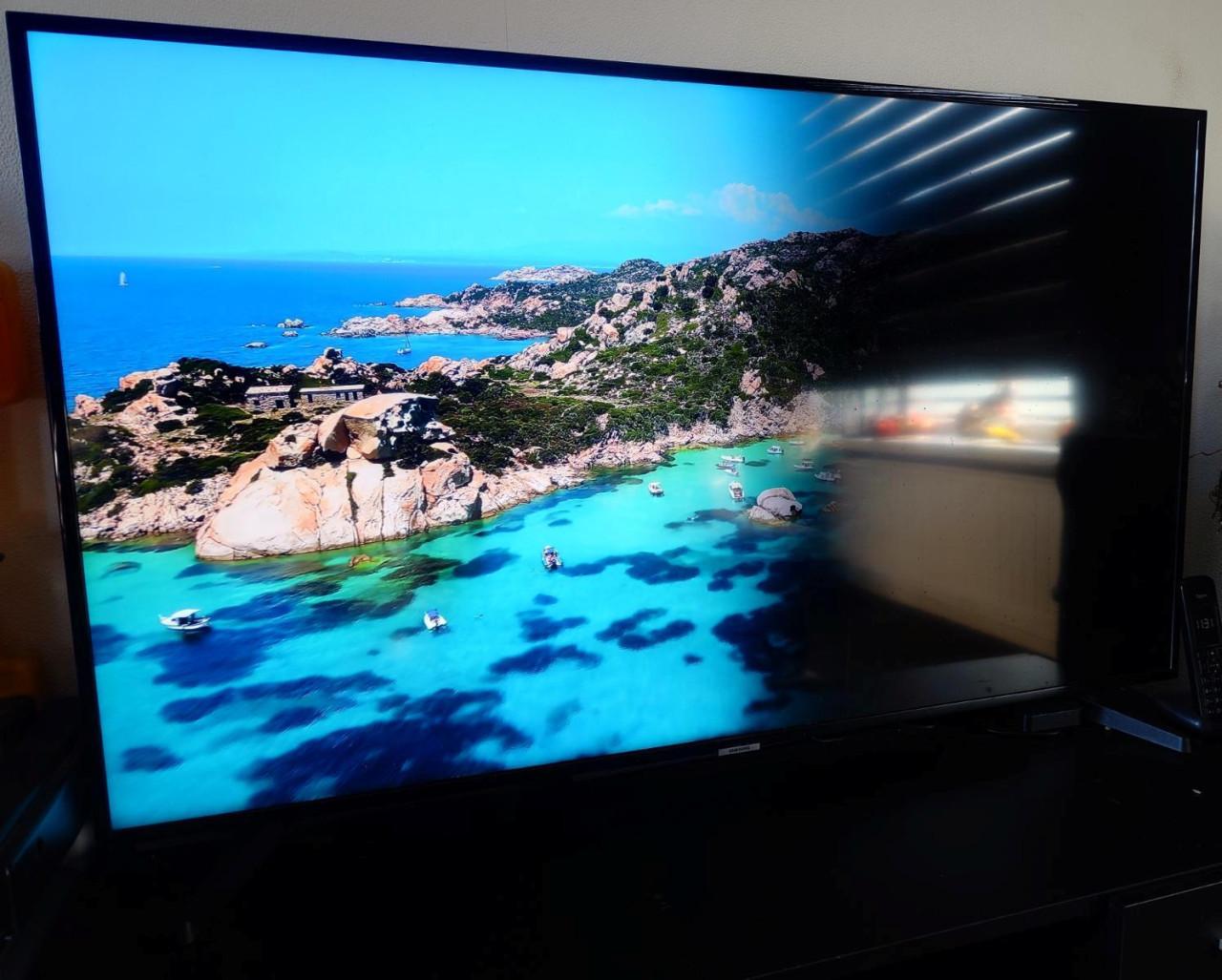 Samsung UE50NU7020 – 50 inch 4K Smart-tv – defect
