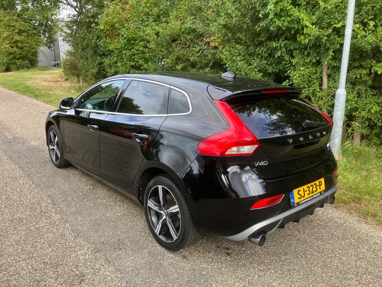 Volvo V40 T4