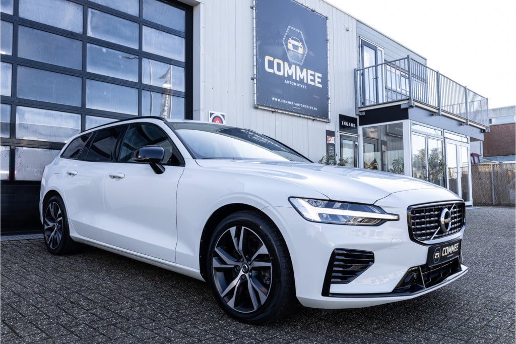 Volvo V60 2.0 t6 recharge awd r-design ✅trekh✅h&k✅stoelverw✅getint glas