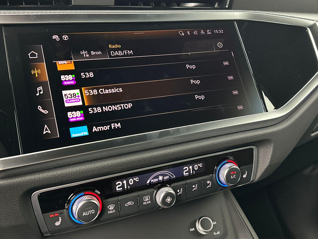 Audi Q3 s edition competition 35 tfsi 110 kw / 150 pk hatc