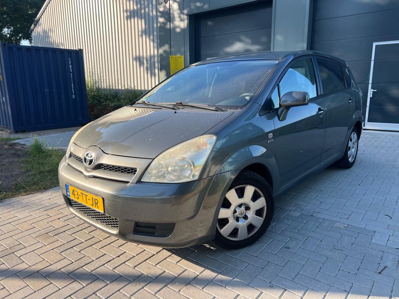 Toyota Corolla Verso 1.8 VVT-i 7 zitter