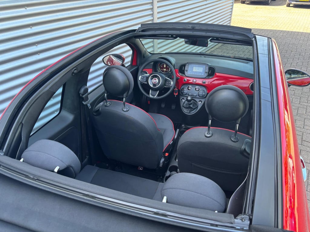 Fiat 500 1.0 hybrid red
