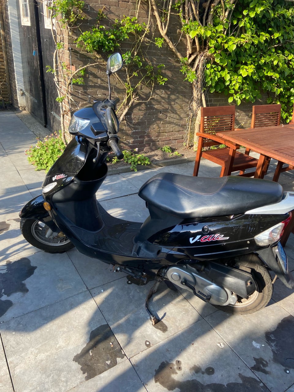 Peugeot v clic scooter 4t blauw kenteken